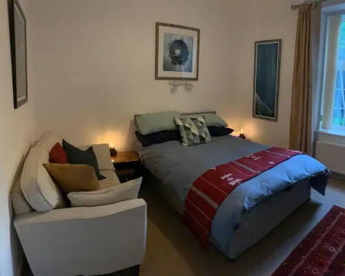 Cedarbank's - the Little Art House - Dog Friendly Hotels in Dunoon