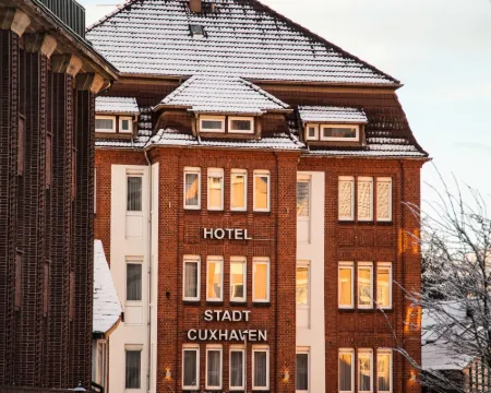 庫克斯港斯塔德特酒店 庫克斯港酒店