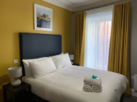 デンヴィアーズ オブ ダウンパトリック ダウンパトリックのホテル