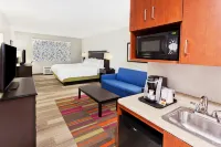 Holiday Inn Express & Suites MONTGOMERY E - EASTCHASE by IHG