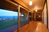 MY Lodge Naoshima Hotel di Naoshima