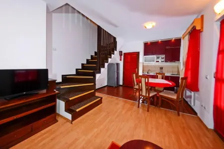 Kraljevi Konaci Zlatibor