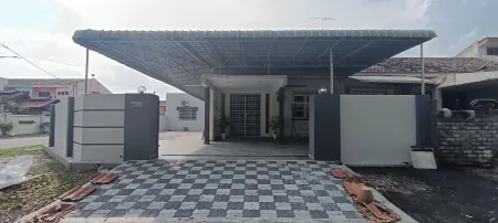 Ipoh Garden East Homestay by Grab A Stay