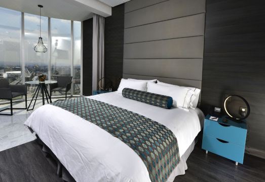 바루크 호텔의 럭셔리한 객실 내부