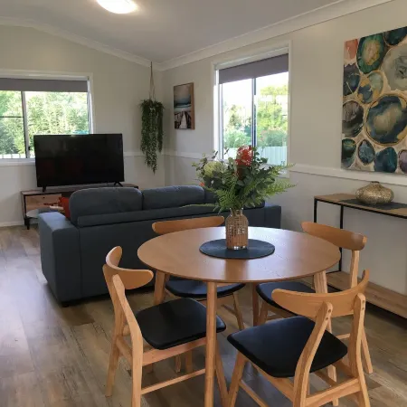 Longreach Private Apartments