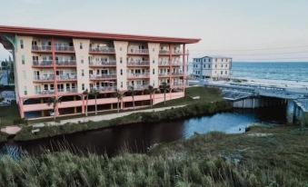 Paradise Shores 305 by Pristine Properties Vacation Rentals