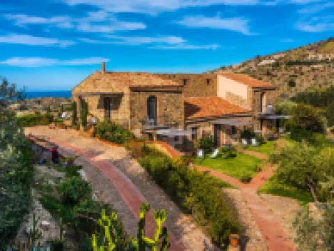 Poggio Pozzetti Hotels in Lascari