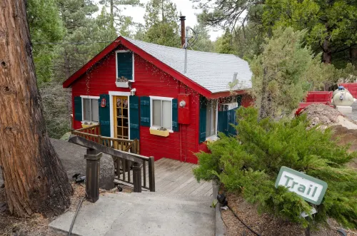 Idyllwild Bunkhouse Hotels in Idyllwild