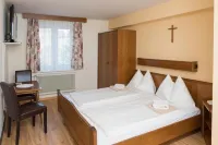 로슬비르트 몬드시 호텔