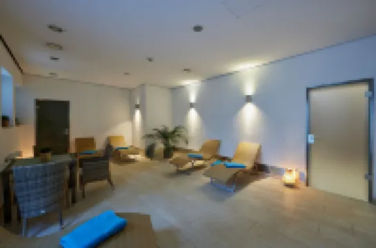 โรงแรมเบรเดอร์นีย์