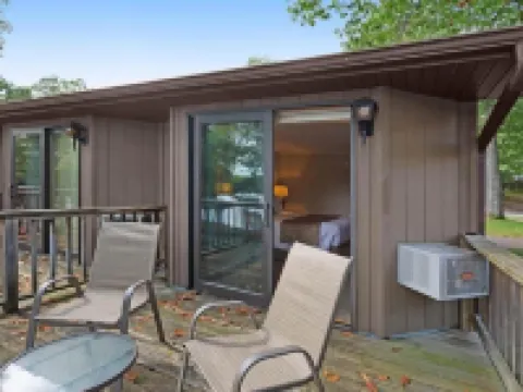 Chanticleer Inn Hotels in Washington