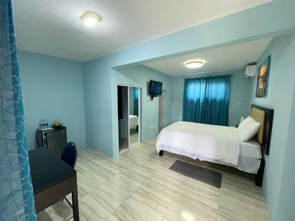 Ocean View Beach Hotel - Ocho Rios