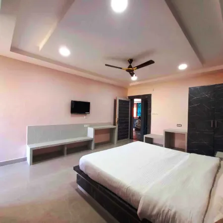 Nirmalya Inn