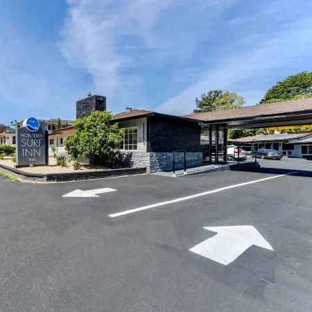 Monterey Surf Inn
