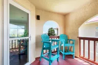 Sunset Harbor Palms 2-301