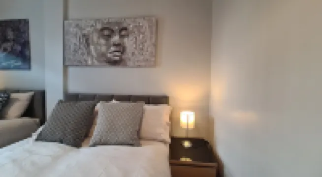 Waterworks En Suite Rooms with Private Living Room