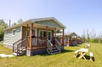 Fiddler's Green Country Cottages - Apartments