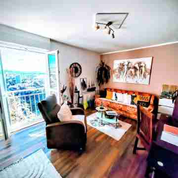 Cozy Seaside Retreat in Rijeka Rooms