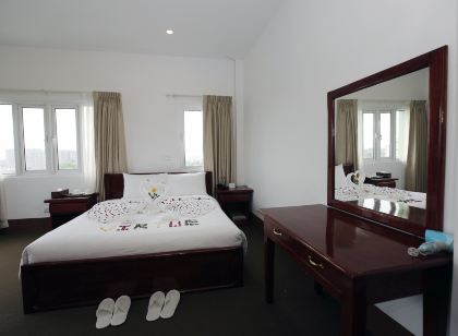 Virtue Highland Hotel