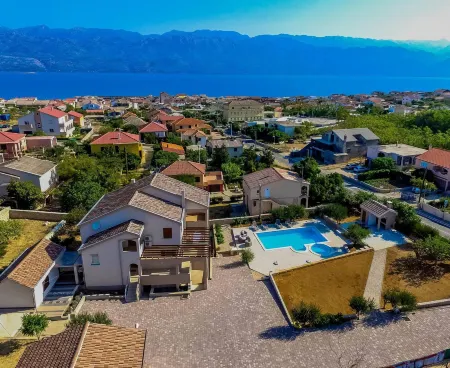 Villa Zlatni Dvori ZadarVillas