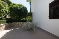 Apartments Jelka Hotels near Iga Lanterna