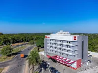 Ibis Manaus Aeroporto Hotel in zona State Park Sumauma