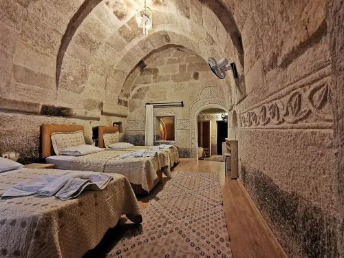 Falcon Cave Suites - navetta aeroportuale
