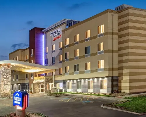 Fairfield Inn & Suites Atlanta Cumming/Johns Creek Hotels in Forsyth County