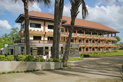 1888 Beach Resort - con vista montagne