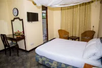 Saadani Tourist Center - Hostel