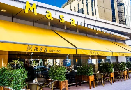 梅納公寓式酒店