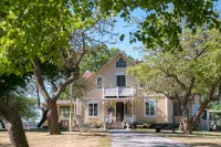 Warfsholm Pensionat Hotels in Gotland