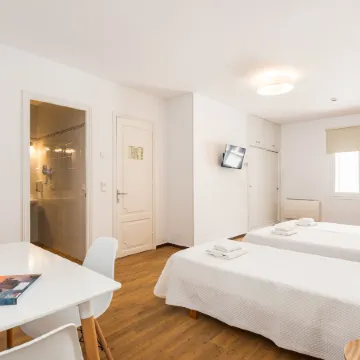 Hostal Jume - Urban Rooms