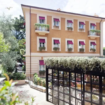 Hotel the Corner Roma Отели рядом с достопримечательностью «Станция метро Piramide»