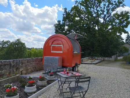 Villa du Cerf Thibault Отели в г. Шитре