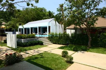 Mook Lamai Resort and Spa Отели рядом с достопримечательностью «Kuan Tong Rock»