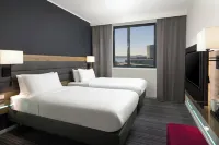 Moxy Southampton Hoteles cerca de Portswood Church