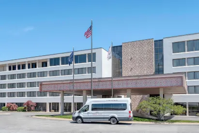 Crowne Plaza INDIANAPOLIS-AIRPORT by IHG