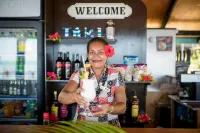 Crusoe's Retreat - Family Friendly - bar