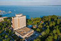 Danubius Hotel Marina Hotels in Vigántpetend
