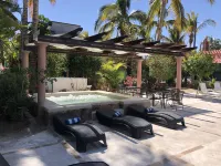 The Westmarine Waterfront Hotel - Hot Tub