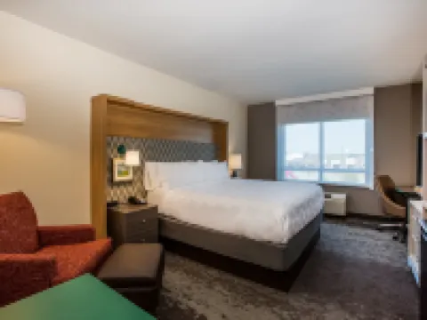 ฮอลิเดย์ อินน์ กัลฟ์พอร์ต แอร์พอร์ต บาย IHG โรงแรมในกัลฟ์พอร์ต