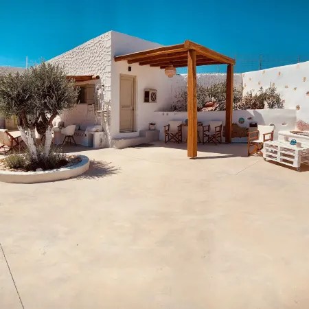 Aeris Suites