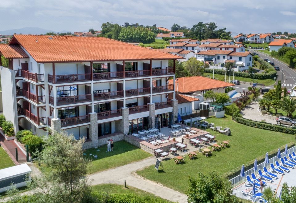 hotel overview picture