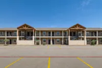 Eagle's Den Suites Big Spring a Travelodge by Wyndham Hotels near College Park Shopping Center