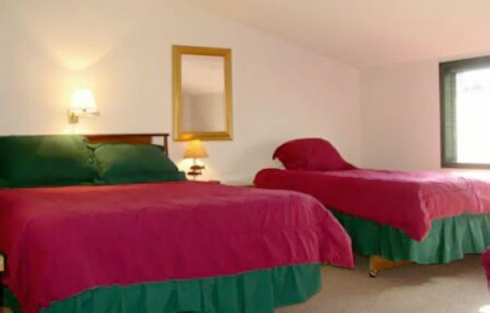 Brundage Inn