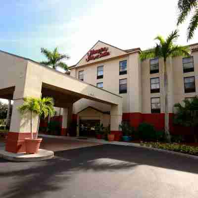 Hampton Inn & Suites Fort Myers Beach/Sanibel Gateway Hotel Exterior