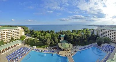 Sol Nessebar Palace Resort & Aquapark - All Inclusive