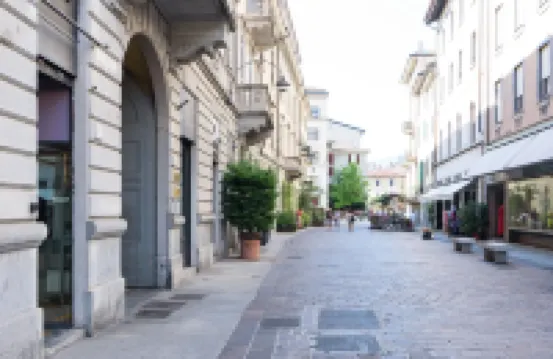 นูเมโร ดูเอ ปิอาซซา มาสซินี