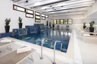 โรงแรมเบสท์เวสเทิร์น เขตโมเดนา - ที่มีสระว่ายน้ำ